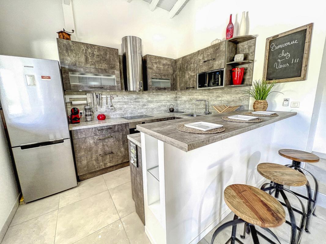 Villa 6 personnes à Baie Orientale-cuisine-17